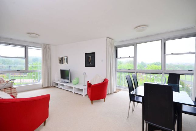 2 bed flat for sale in College Road, Dulwich Village, London SE21