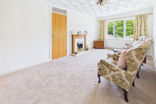 Flat 25 Cwrt Deri, Heol Y Felin, Cardiff photo 2