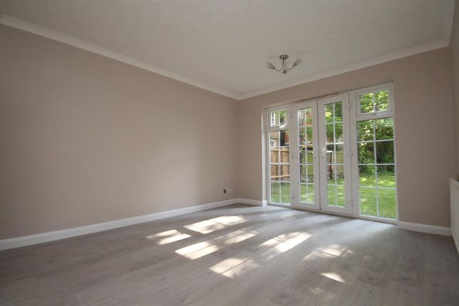 Flat Two Church Views, Cookham Road, Maidenhead photo 2