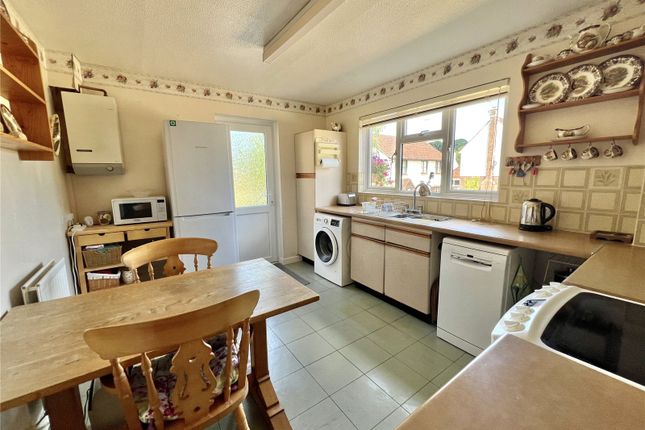 7, Ashmore Close, Dorset photo 3