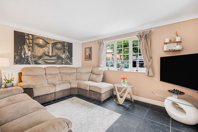 15, Bridle Way, Great Amwell photo 2