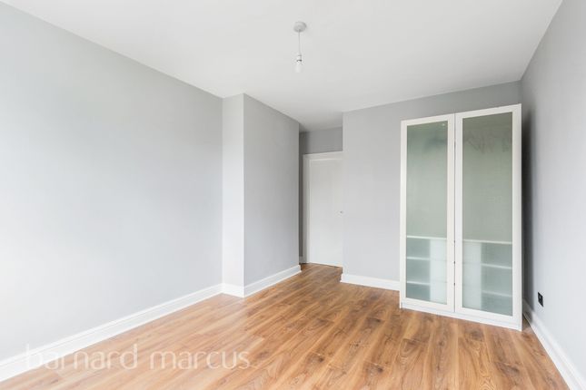 Flat 2, 18, Elgin Road, CROYDON photo 4