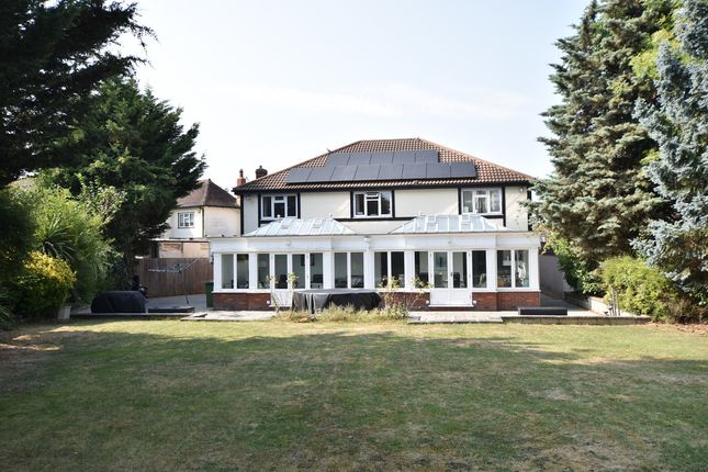 43, Ernest Road, Hornchurch photo 2
