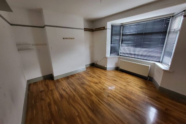82 Axwell Terrace, Newcastle upon Tyne photo 4