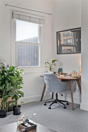 Flat C, 71, Digby Road, Hackney photo 4