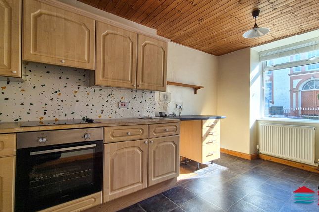 2 Penybryn, Pwllheli photo 3