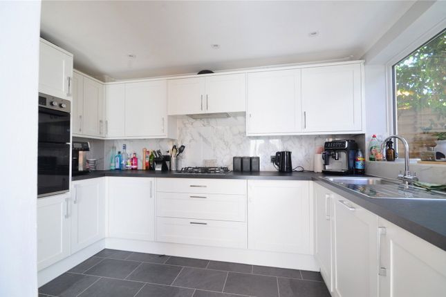 3, Harmans Drive, West Sussex photo 3
