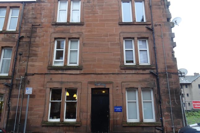 Flat to rent in Milne Street, Perth