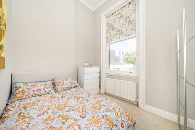 Flat 2, 332, Old York Road, London photo 4