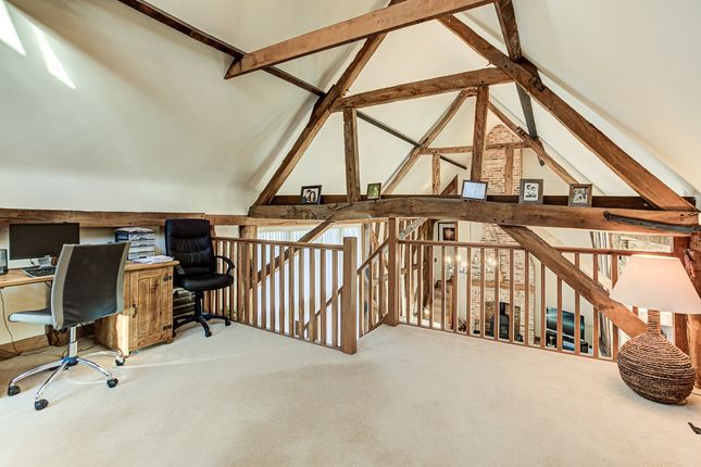 The Old Barn,, Bournebridge Lane, Essex photo 3
