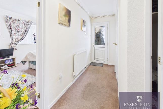 52, Tower Road, Clacton-On-Sea photo 3