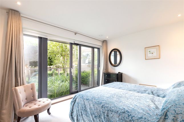 Flat for sale in Henry Chester Building, 186 Lower Richmond Road