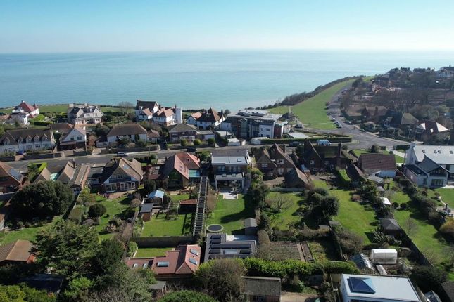 28, Waldron Road, Broadstairs photo 3
