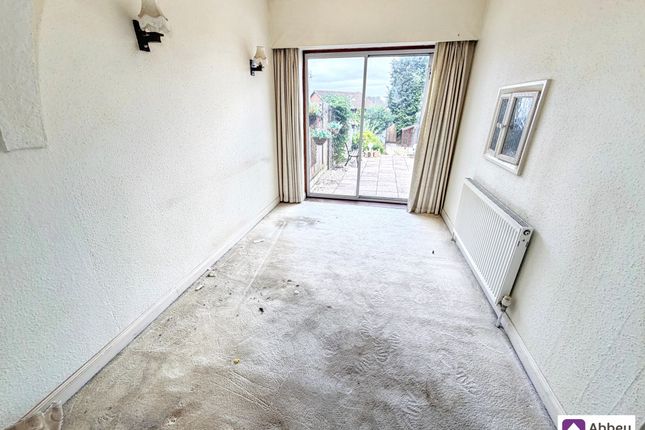 45 Wiltshire Road, Leicester photo 3