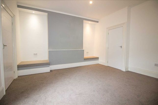 Thumbnail Flat to rent in Dean Road, South Shields