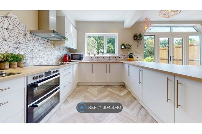 Ridgeway Drive, Bromley photo 4