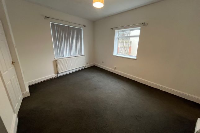 Terraced house to rent in Ladysmith Road, Grimsby
