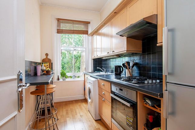 Flat 3, 221, Elgin Avenue, Maida Vale photo 3