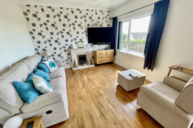 28, Combley Drive, Plymouth photo 2
