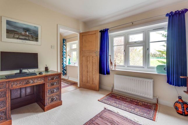 Detached house for sale in Reades Lane, Sonning Common, South Oxfordshire