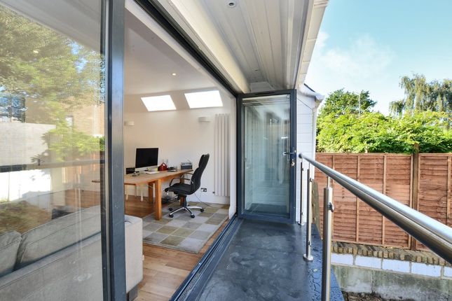 Flat 1, 25, Victoria Road, Kingston Upon Thames photo 3