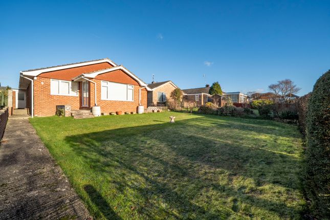 3-bed house on 8 Maple Walk, Andover, £374,950