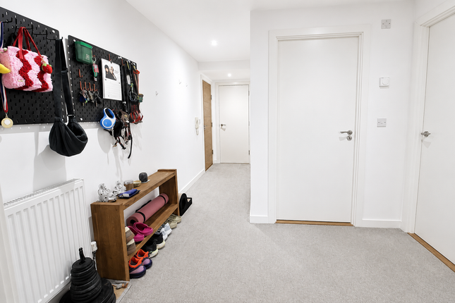 5 Oaktree Apartments, Hart Plain Avenue, Waterlooville photo 4