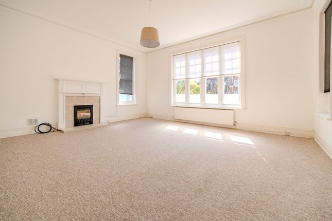 Flat 3, 9 , Granville Road, Eastbourne photo 2