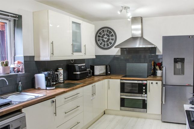 Flat for sale in The Beeches, Ash Vale, Surrey