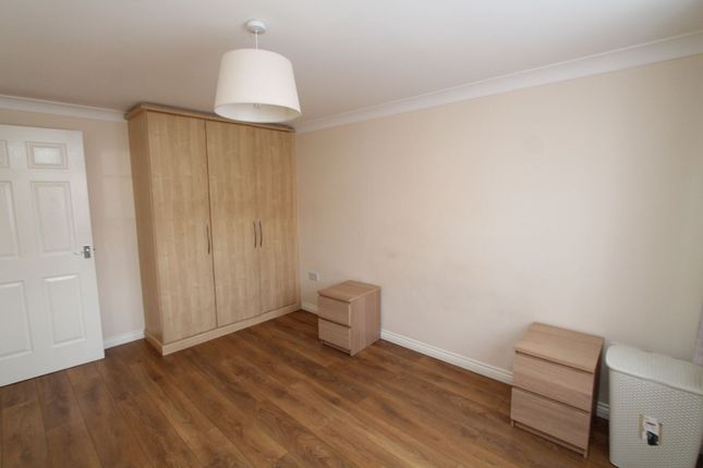 40 Gorseway, Hatfield photo 5