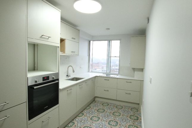 Thumbnail Flat to rent in Flat, Sentinel House, Sentinel Square, London