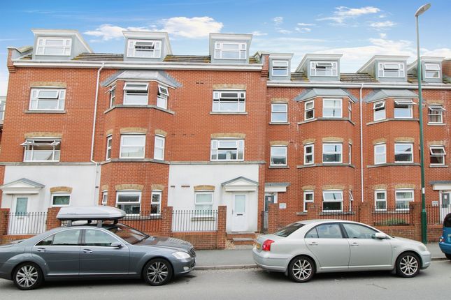 Thumbnail Flat for sale in Longford Road, Bognor Regis