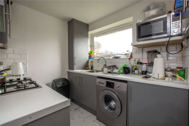 Flat for sale in The Moorlands, Leeds, West Yorkshire
