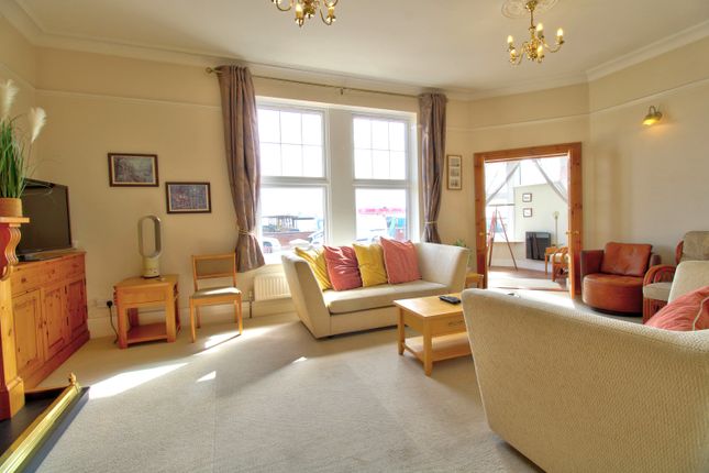 14, Sea Road, Felixstowe photo 4