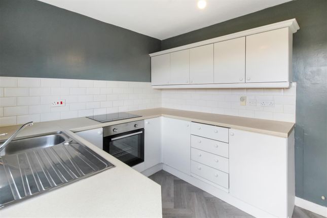 3, Atholl Close, Darlington photo 3