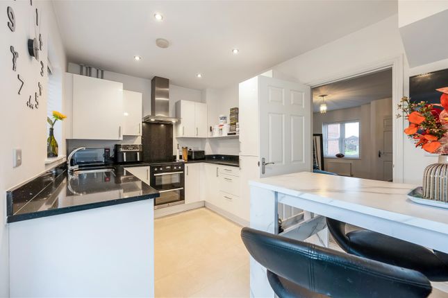 7, Little Green, Denmead photo 2