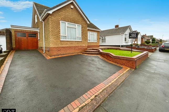 Thumbnail Bungalow for sale in Scotts Green Close, Dudley