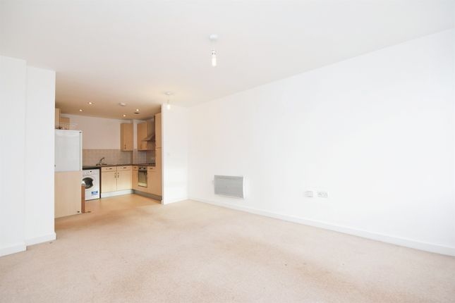 Flat 53, Wells Crescent, Viaduct Road, Chelmsford photo 4