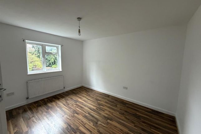 Lady Margaret Road, Southall photo 2