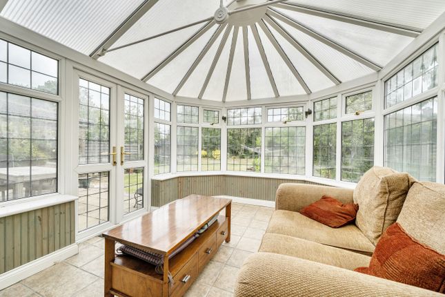 12, Copse Avenue, Reading photo 4