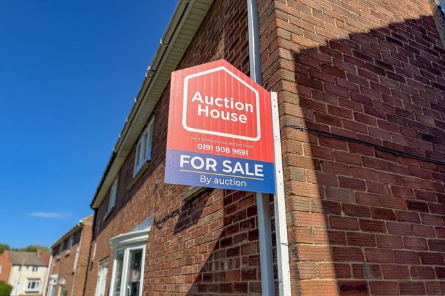 17 Beverley Way, Peterlee photo 2