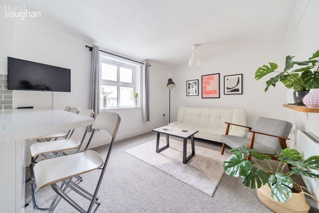 Flat to rent in Whitecross Street, Brighton, East Sussex