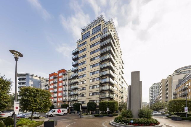 Flat for sale in Heritage Avenue, London