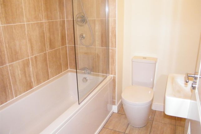Altrincham photo 4