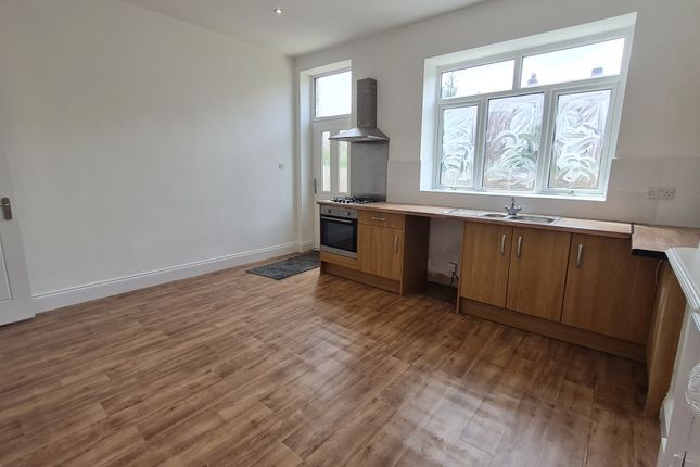 26, Station Road, OSSETT photo 3