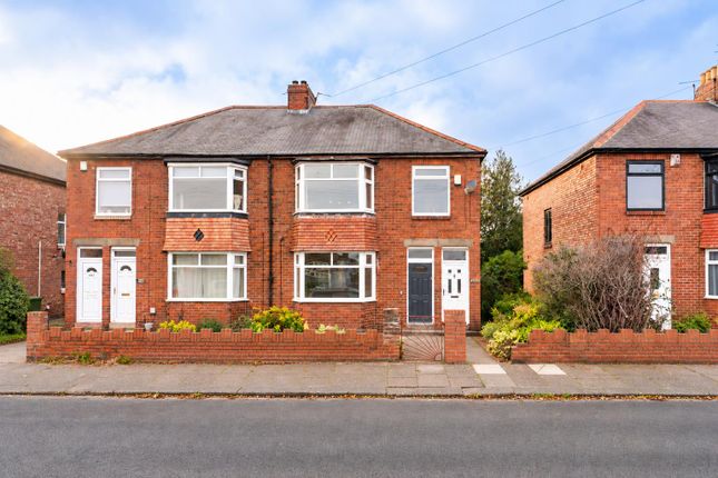 2-bed flat on Addycombe Terrace, Newcastle Upon Tyne, £190,000