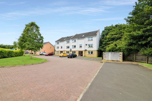Thumbnail Flat for sale in Woodlea Grove, Glenrothes