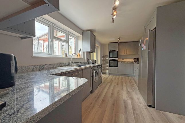 5, Church Road, Halstead photo 2