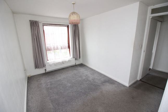 18, Dorking Close, Worcester Park photo 4