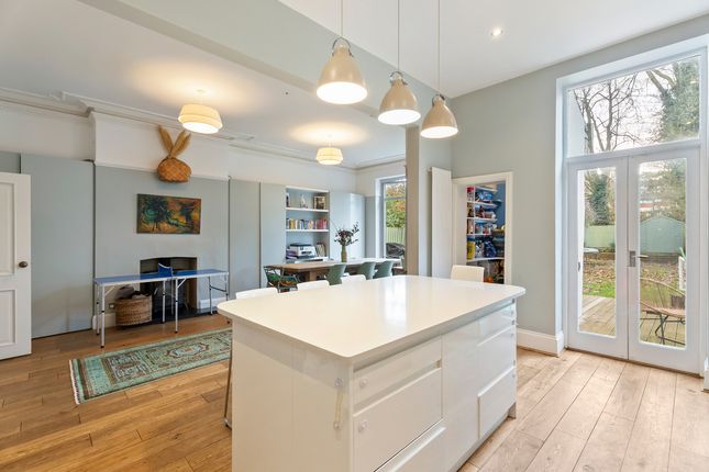 93, Bedwardine Road, London photo 3